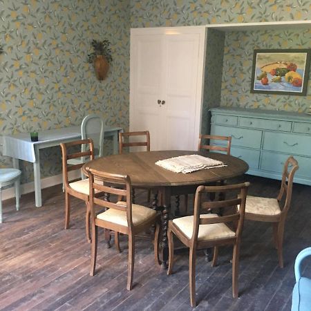 Les Deux Colombiers Bed and Breakfast Chapdeuil Εξωτερικό φωτογραφία