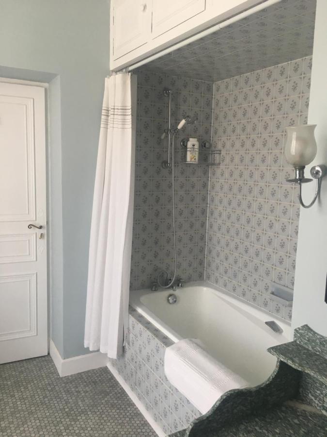Les Deux Colombiers Bed and Breakfast Chapdeuil Εξωτερικό φωτογραφία