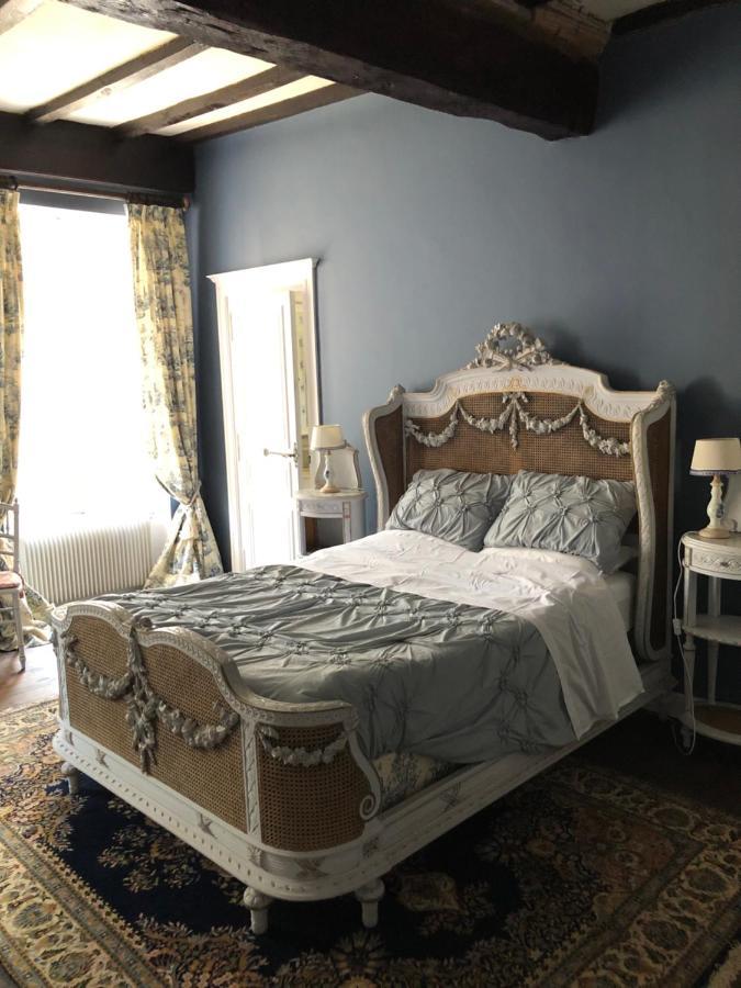 Les Deux Colombiers Bed and Breakfast Chapdeuil Εξωτερικό φωτογραφία