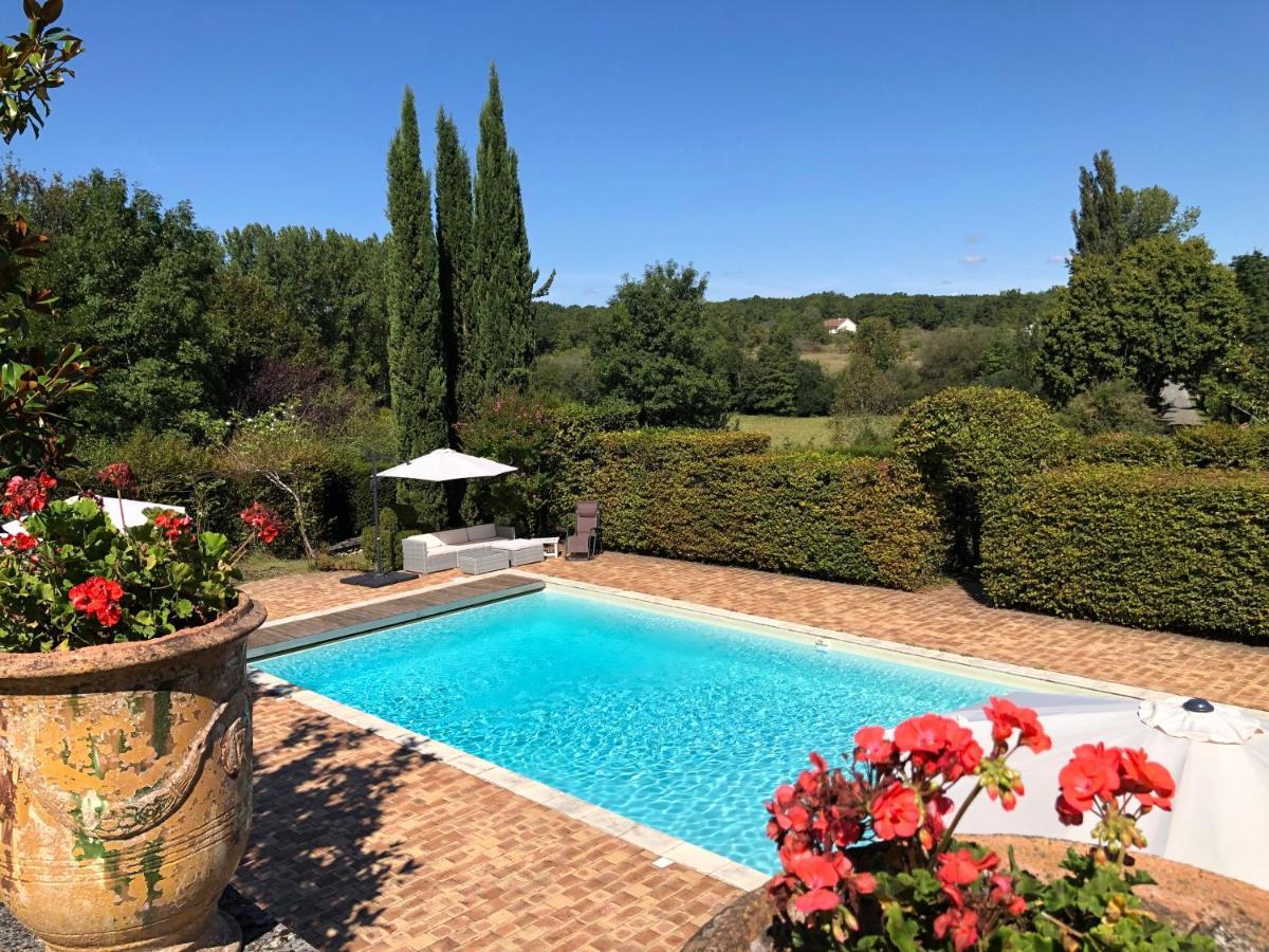Les Deux Colombiers Bed and Breakfast Chapdeuil Εξωτερικό φωτογραφία